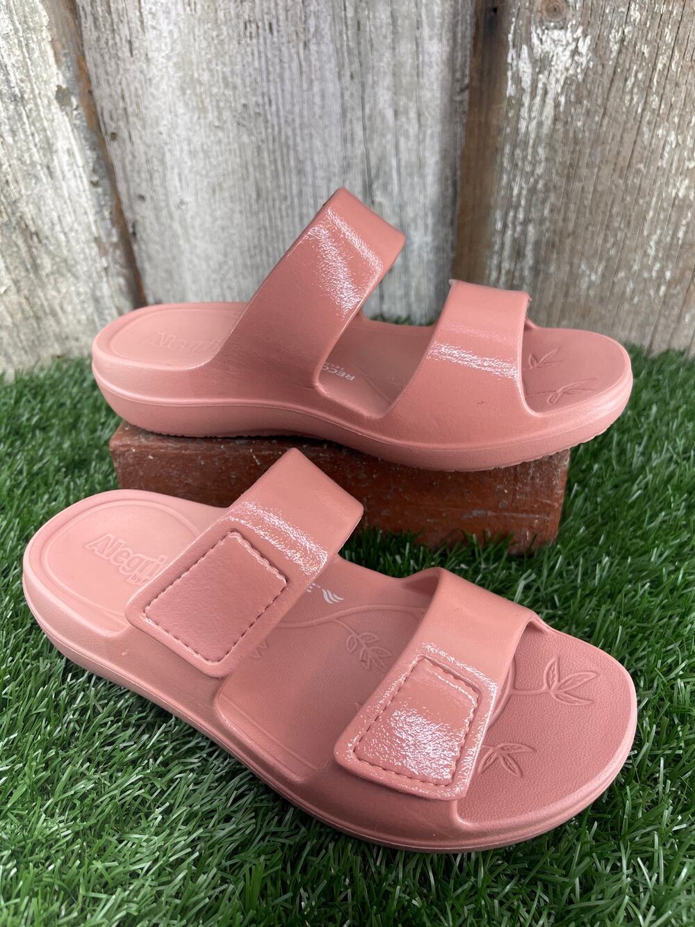 Alegria Women's Orbyt Dusty Rose Gloss Recovery Sandals Women's EU35 US 5